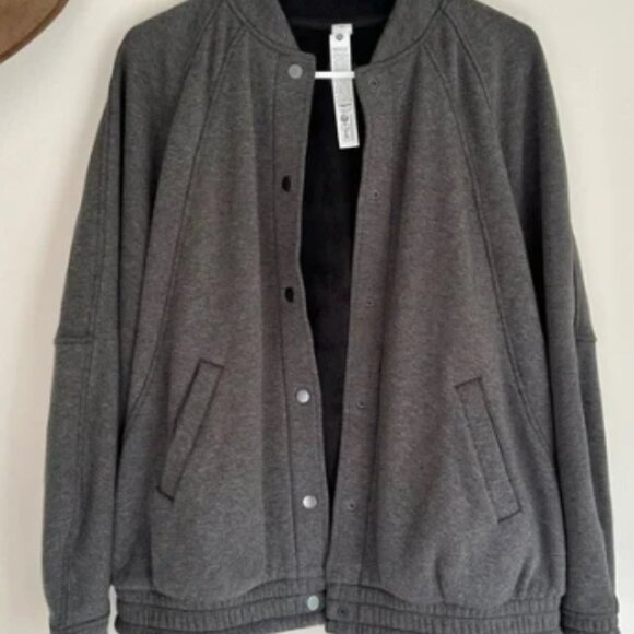 LULULEMON | Scuba Oversized Varsity Jacket Plush - Picture 1 of 4